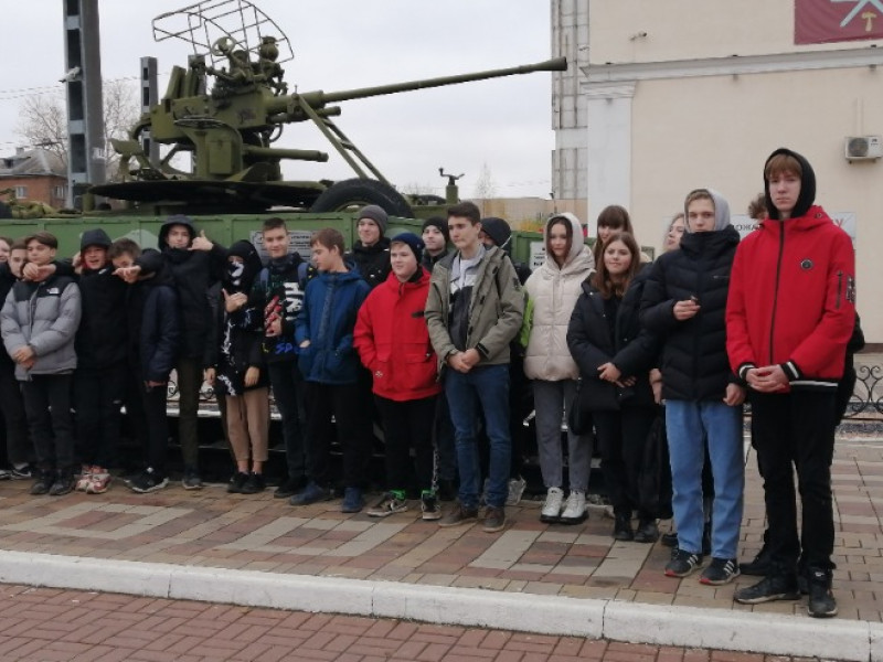 экскурсия в Тульский военно-исторический музей и на бронепоезд.